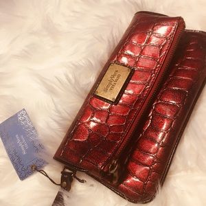 SIMPLY VERA by VERA WANG NWT clutch bag 💼